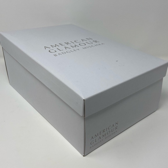 NEW In Box American Glamour Badgley Mischka Size 7 - Picture 6 of 6